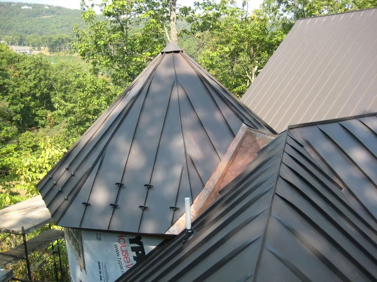 Professional Roof Tarp Installation by Craftsman Roofing in North Palm Springs